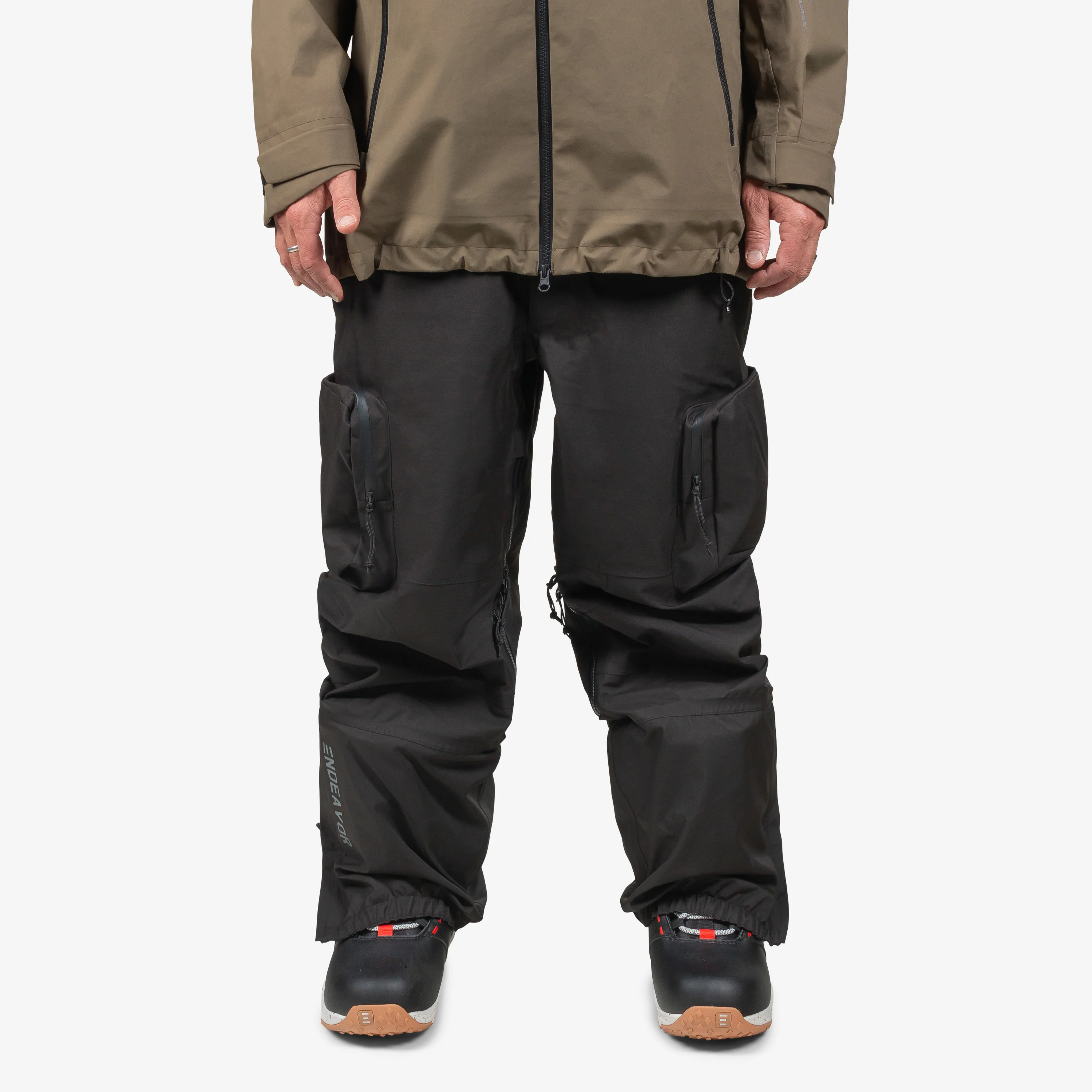 Endeavor 3L Scout Removable Bib Pant - Image 2