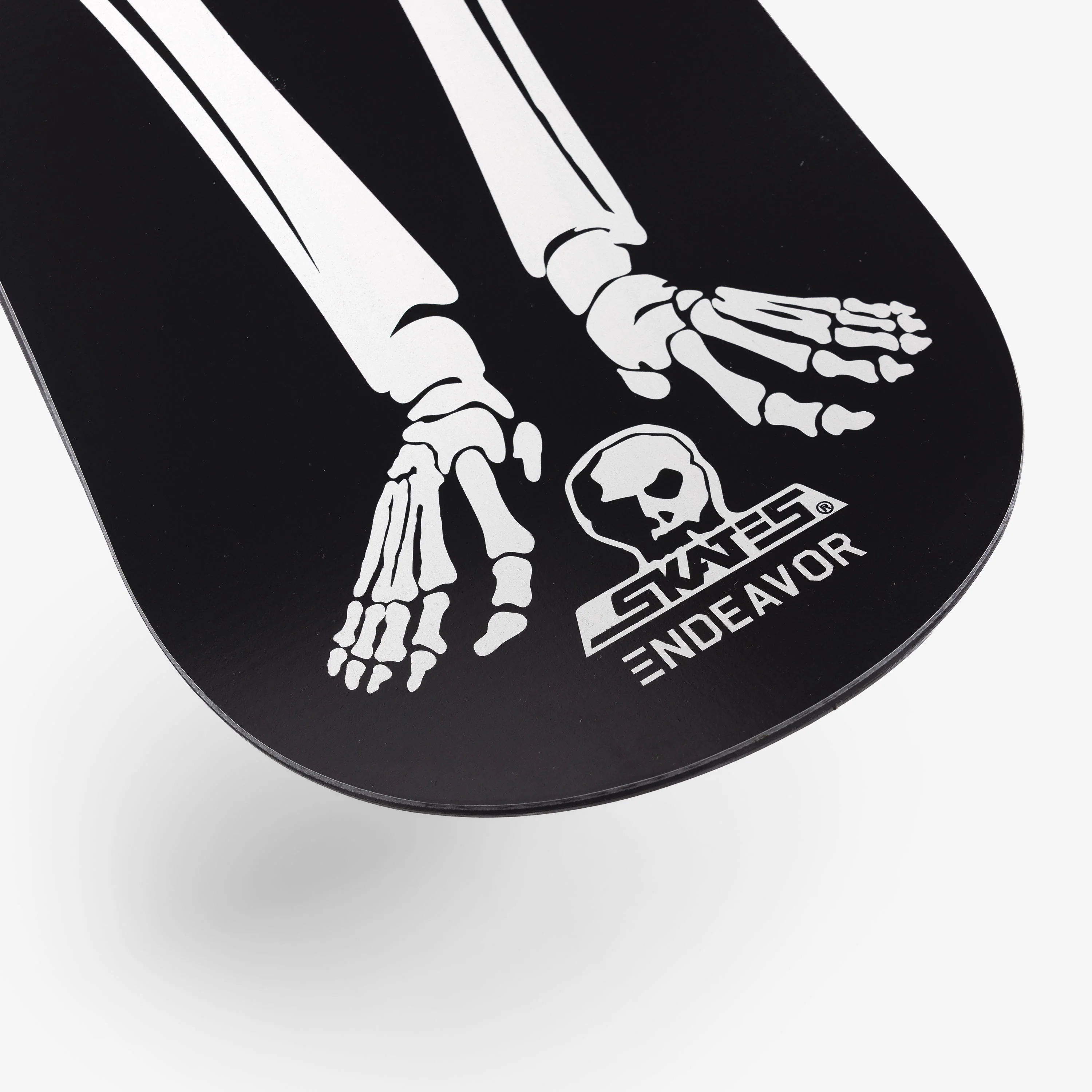 Endeavor x Skull Skates Snowboard - Image 8