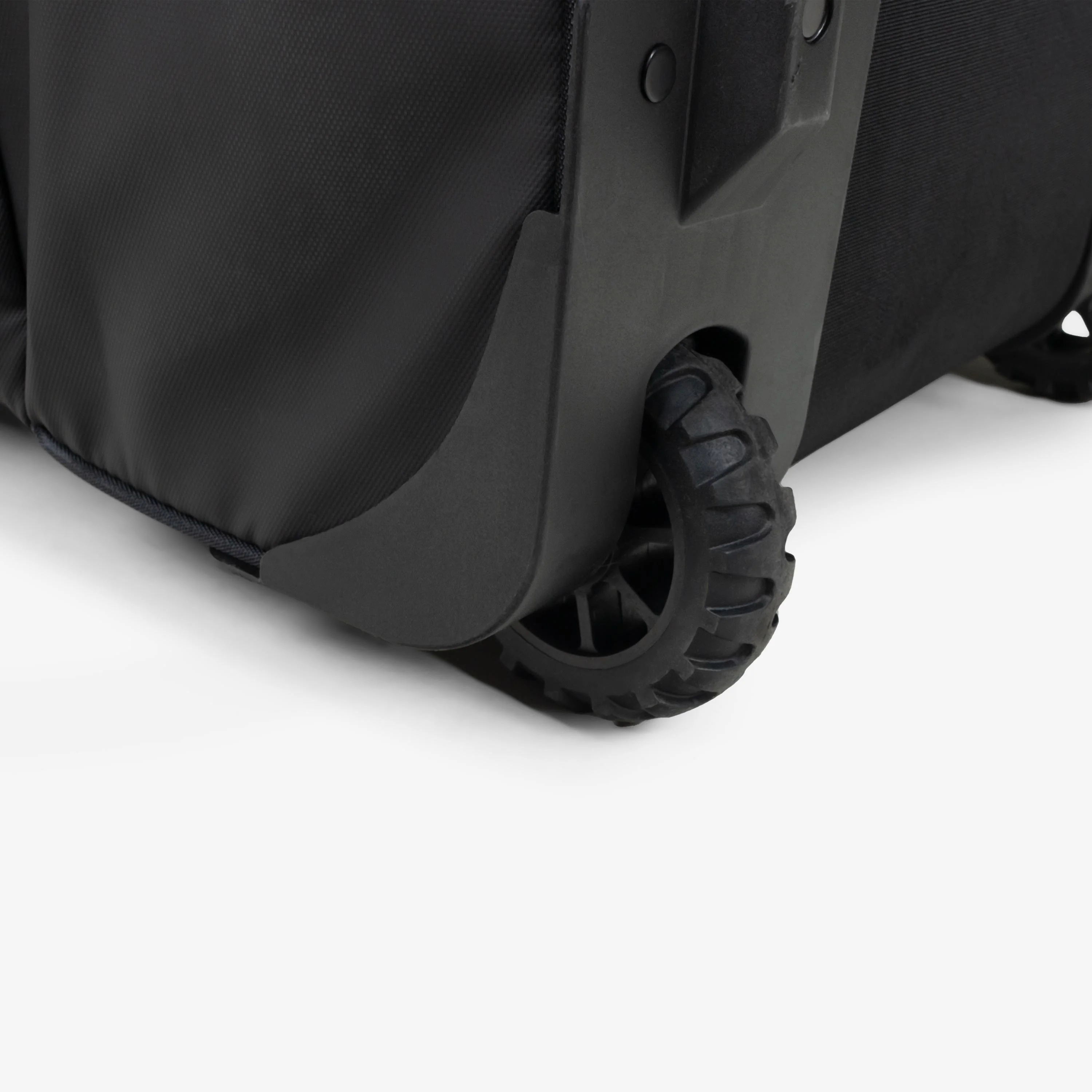Endeavor Expedition Roller Bag - Image 3
