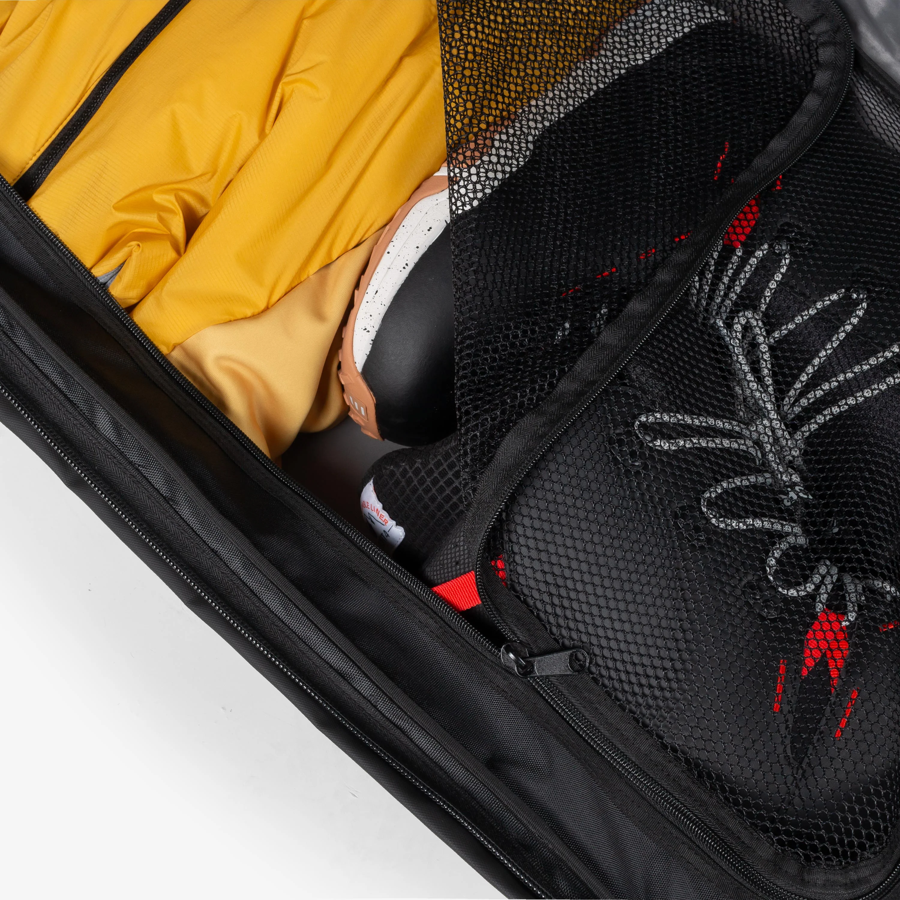 Endeavor Expedition Roller Bag - Image 5
