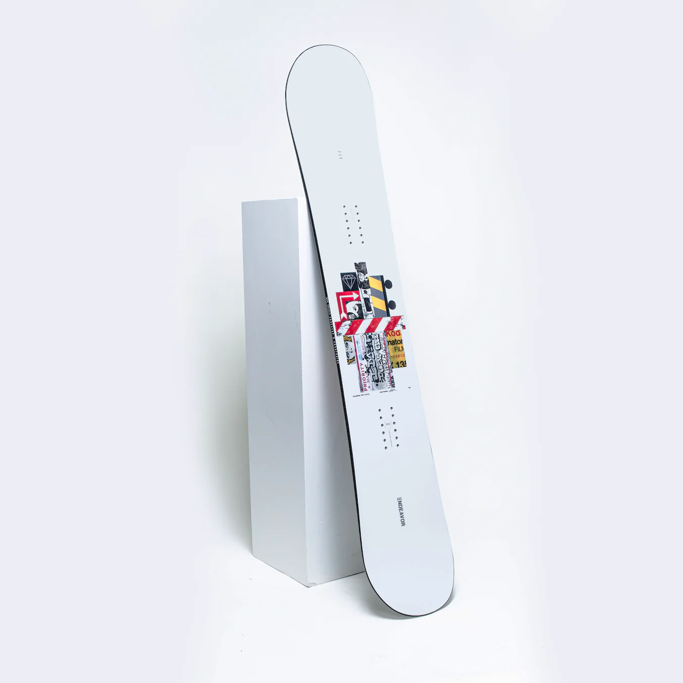 Endeavor Live W26 Snowboard - Image 2